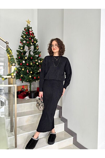 Butik Siyah Triko Kalem Etekli Takım