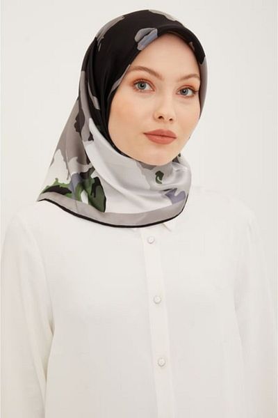 Armine Twill Silk Scarf - Nostalgia 8935D-01