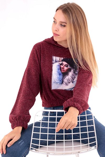Deafox Appliqued Burgundy Hooded Women's Sweat