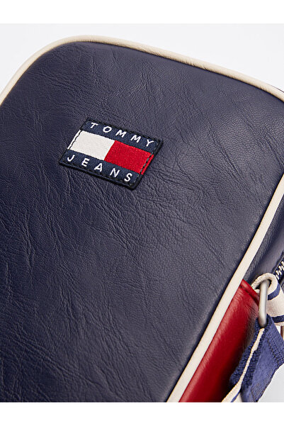 Tommy Hilfiger TJM CITY COLLEGE REPORTER