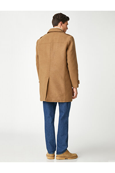 Koton Κλασικό γιακά με μακριά μανσέτα με λεπτομέρεια τσέπης