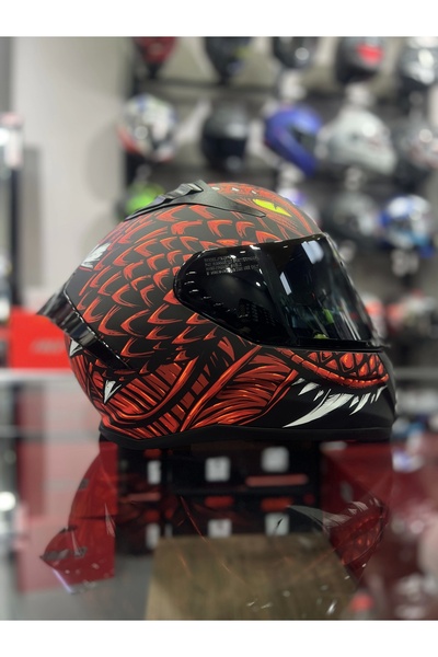 MTS 801 Draglax Kırmızı Kapalı Kask Siyah Vizörlü