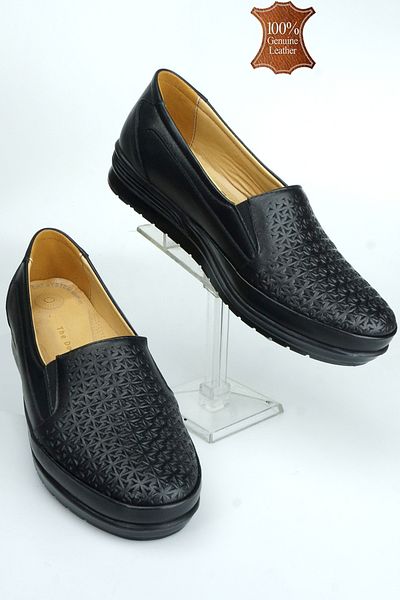 The Dortex Shoes Women's Black Genuine Leather Comfort Full Orthopedic Mother Shoes