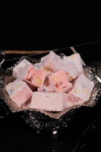 SAFRANTAT Turkish Delight with Saffron and Blueberries - Vegan, Glucose Free, Natural (Net 430 Gr)