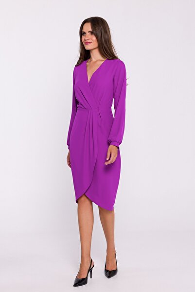 Stylove O rochie catifelată cu pliuri în față