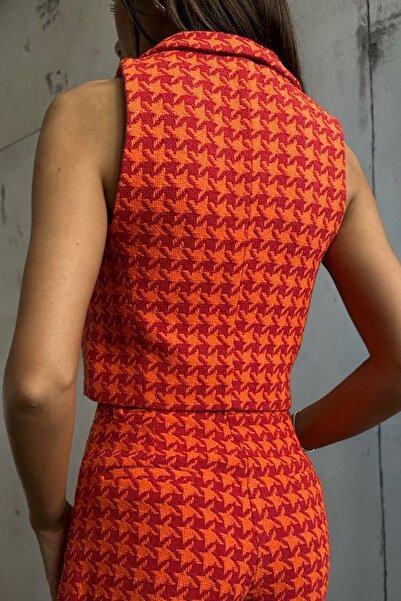 vuvutasarım Спеціальний дизайн нового сезону Жіночий жилет у стилі кроп з гусячою лапкою та ґудзиками 23s12002