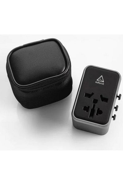 Adonit محول سفر عالمي خفيف الوزن بقوة 65 واط لشحن الأجهزة بسرعة بمنفذي USB-A وUSB-C