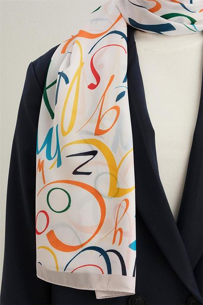 Armine Life 8041 3 01 Model Shawl