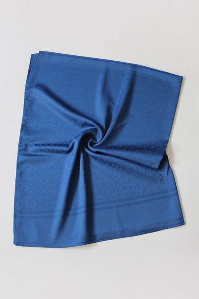 QUM İPEK Ιταλικό σάλι ζακάρ με σχέδιο Indigo V