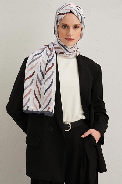 Armine Life 8045 9 07 Model Shawl