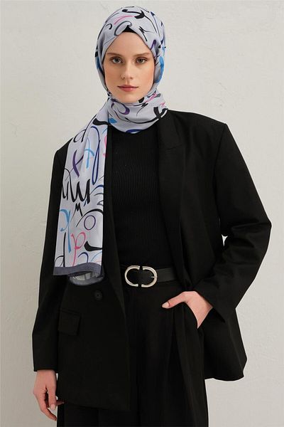 Armine Life 8041 3 03 Model Shawl