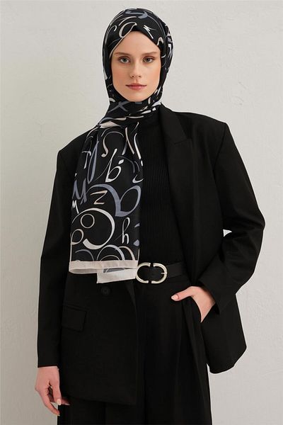 Armine Life 8041 3 14 Model Shawl