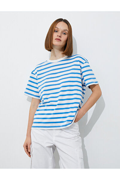 Koton Základné tričko s krátkym rukávom a výstrihom