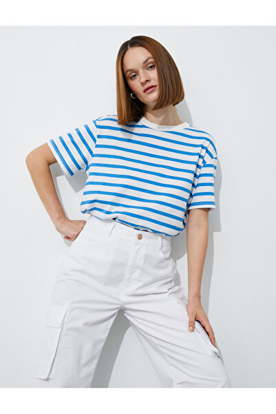 Koton Základné tričko s krátkym rukávom a výstrihom