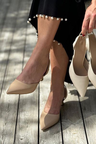 Gökhan Talay Pantofi clasici cu toc mic Addison Nude Color - 4 CM