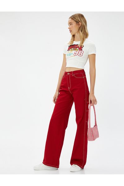 Koton Crop T-Shirt με στάμπα με λαιμόκοψη με κοντό μανίκι με λεπτομέρεια