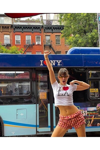 1blood Beyaz I Love LA Siyah Yazılı Detail Bluz Body Crop Top