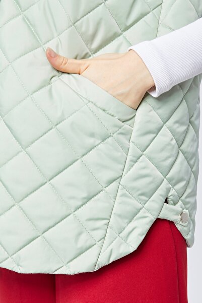 Modabenna Women's Hooded Short Snap Fastener Inflatable Filling Vest