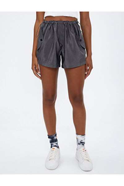 Koton Padákové mini šortky se stahovací šňůrkou v pase, zarážkou a kapsou s klopou