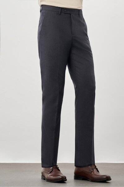 İmza Μπλε Navy ίσιο υφασμάτινο παντελόνι με εύκαμπτη πλαϊνή τσέπη, κλασικό πα...