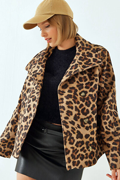 MissThetis Devrik Kruvaze Yakalı Uzun Kollu Düğmeli Leopar Rahat Kalıp Şık ve...