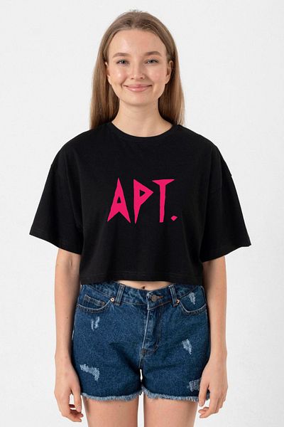 Tshirthane Blackpink Apt Black Women's Crop T-Shirt