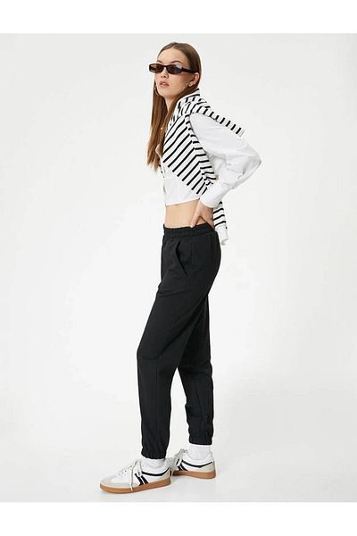 Koton Jogger Sweatpants Bequeme Passform mit Taschen