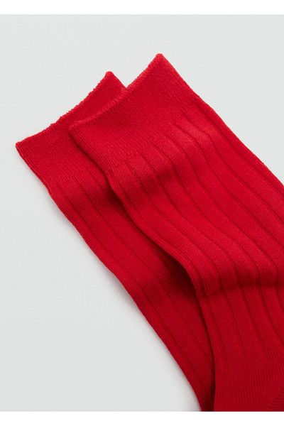 MANGO Woman Gerippte Socken