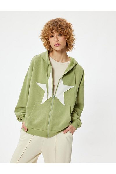 Koton Übergroßes Kapuzensweatshirt mit Sternstickerei - Hoodie mit Taschendetail