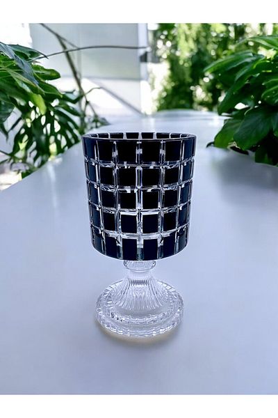 Paşabahçe Crystal Cut Cardelin Decorative Presentation