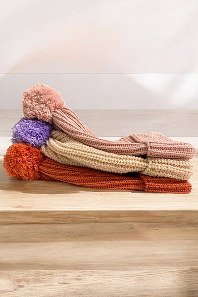 DAFFODİL 3-Piece Beanie Set with Pompom for Girls and Babies (3-8 Years)