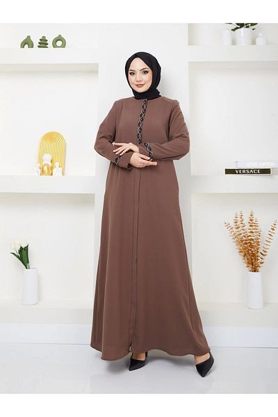 Neva Style Large Size Ferace with Stone Detail