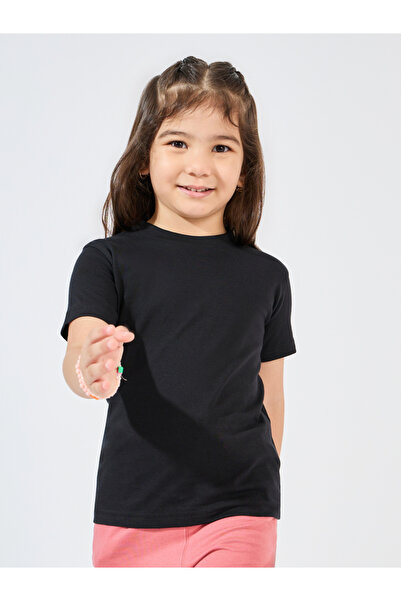 Styli Basic Fitted Round Neck T-Shirt