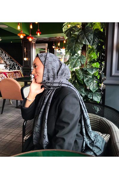 hkpolo Patterned Double Sided Shawl