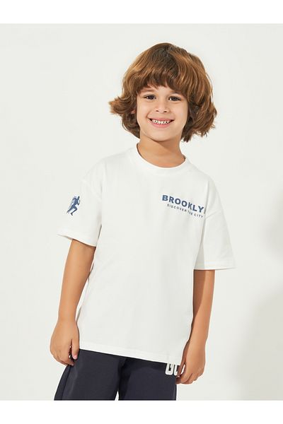 Styli Slogan Print Short Sleeves Oversized T-Shirt