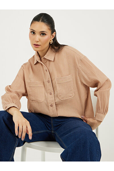 Styli قميص كريب كبير الحجم بأكتاف منسدلة وجيب جانبي