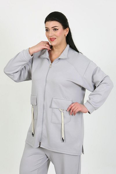 By Alba Collection طقم بدلة رياضية نسائية باللون الرمادي مع تفاصيل جيب أمامي وقماش قابل للتمدد مقاس كبير