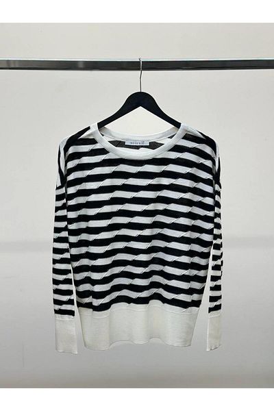 Maldia Shop Pulover de damă cu dungi negre subțiri din tricotaje