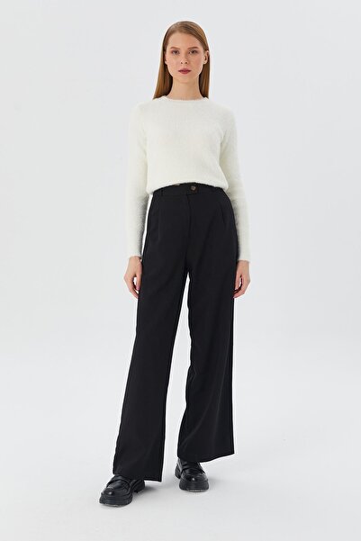 Shopping Shop Μαύρο παντελόνι με φαρδύ πόδι και πλισέ