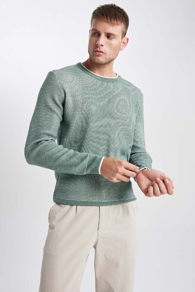 DeFacto Светр-пуловер з капюшоном стандартного крою з горловиною B0923ax23wn