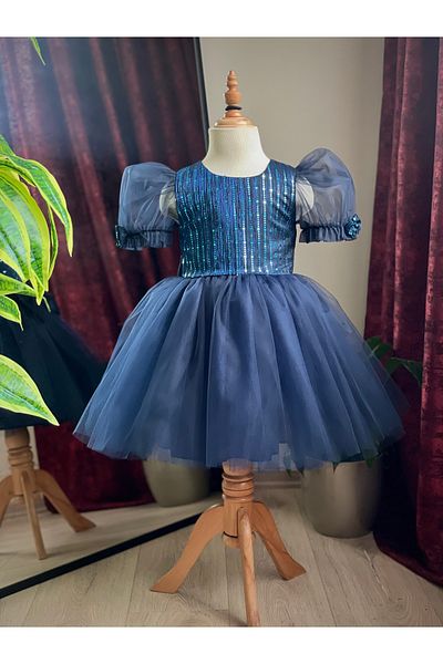 SG Exclusive Leaf Patterned Evening Dress