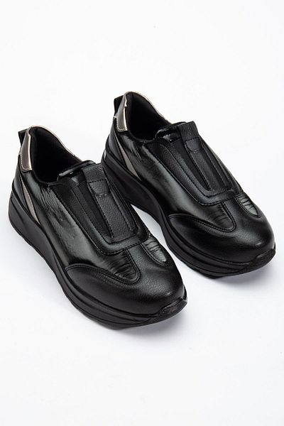 Dilimler Ayakkabı Women's Black Sneakers - Laceless and Parachute Skin Material