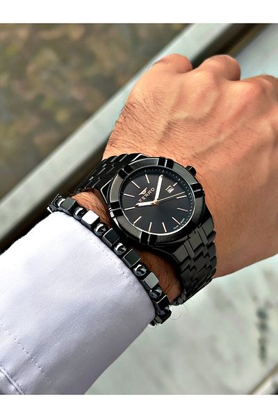 FERRO Black Color Classic Stylish Design Men's Wrist Watch + Bracelet