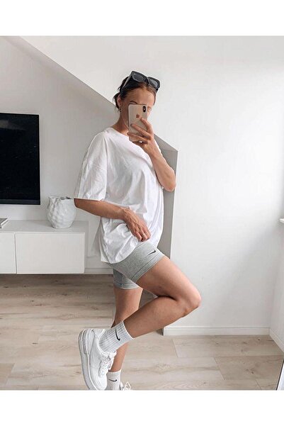 Butik Sade Beyaz Bisiklet Yaka Düz Kısa Kollu Kadın Tişört Oversize Unisex