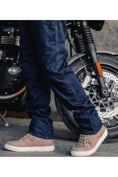 Revit Lombard 3 Kevlar Motorcycle Pants