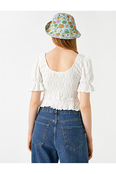 Koton Blúzka s balónikovým rukávom s hrebenatkami