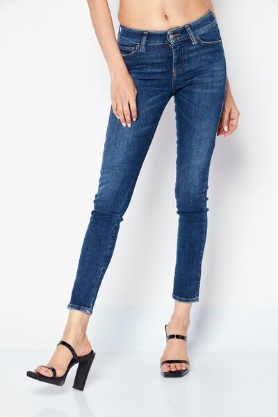 Diesel بنطال جينز نسائي أزرق اللون بقصة ضيقة للغاية وقابل للغسل