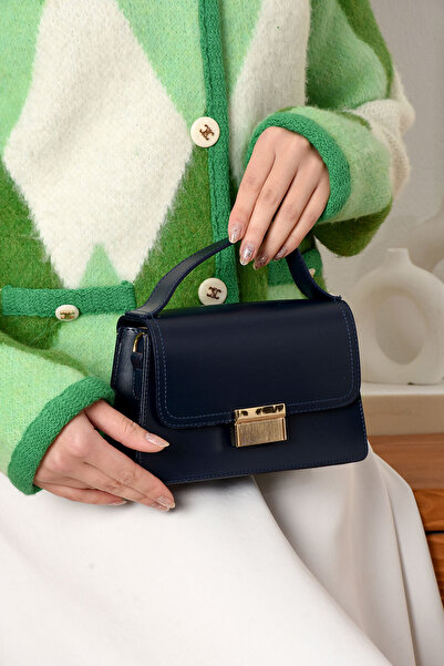 ESTUTE Γυναικεία τσάντα ώμου Mini City με λεπτομέρεια κλειδαριάς