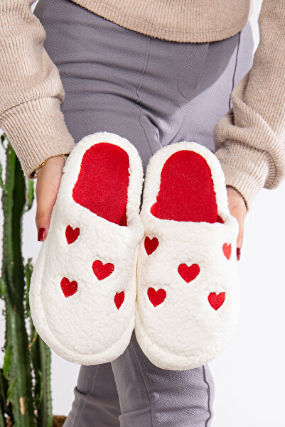 Slipcat Жіночі пухнасті домашні капці з сердечком Пухнасті домашні капці Гостьові капці Капці-мішечки