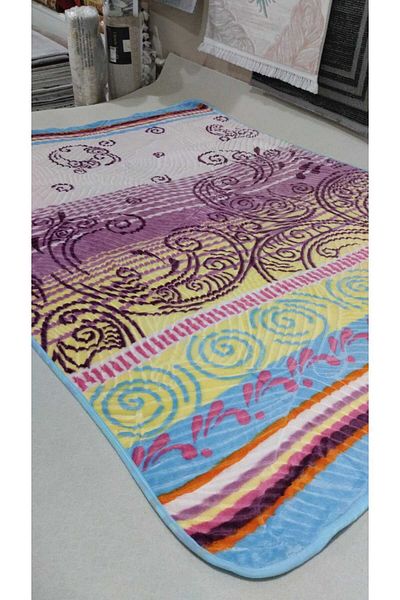 AKSU 155 X 215 Single Blanket